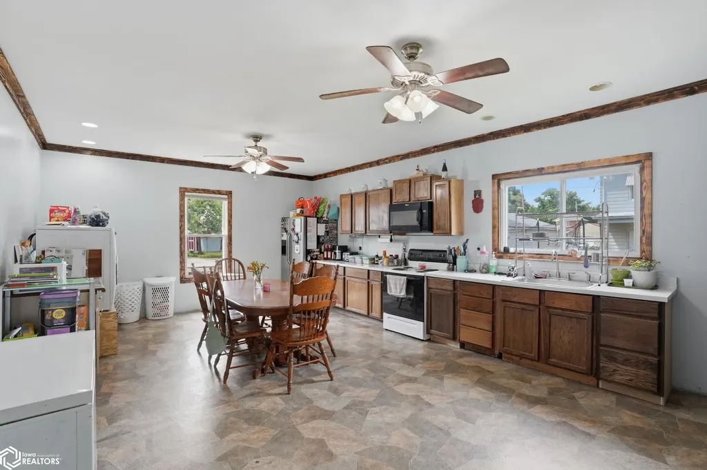1605 S Central Avenue Burlington IA 52601