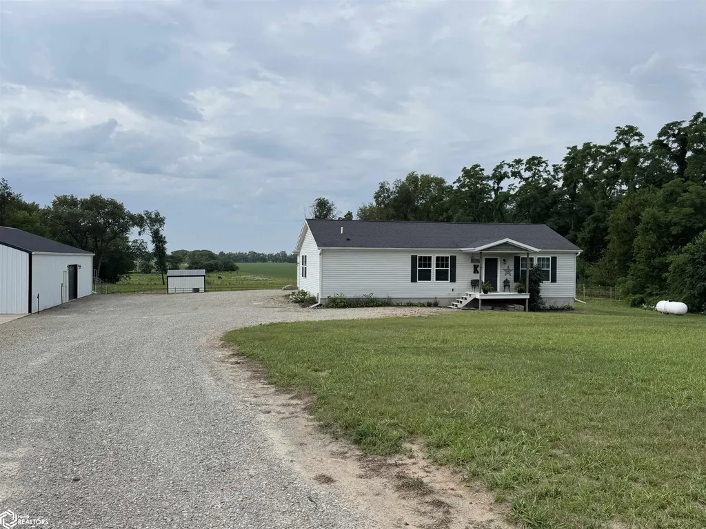 17895 145th Street Columbus Junction IA 52738