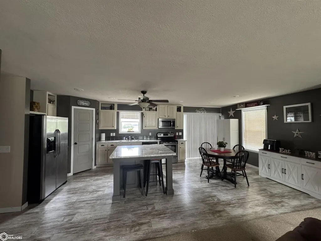 17895 145th Street Columbus Junction IA 52738