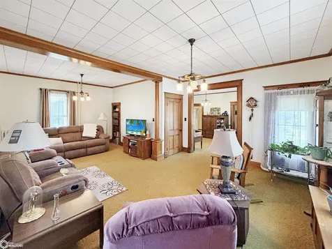 302 3rd Avenue SE Hampton IA 50441