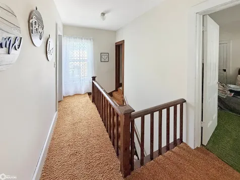 302 3rd Avenue SE Hampton IA 50441