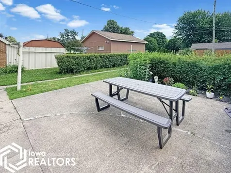 302 3rd Avenue SE Hampton IA 50441