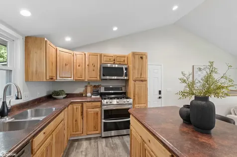 1401 Southland Drive Clear Lake IA 50428