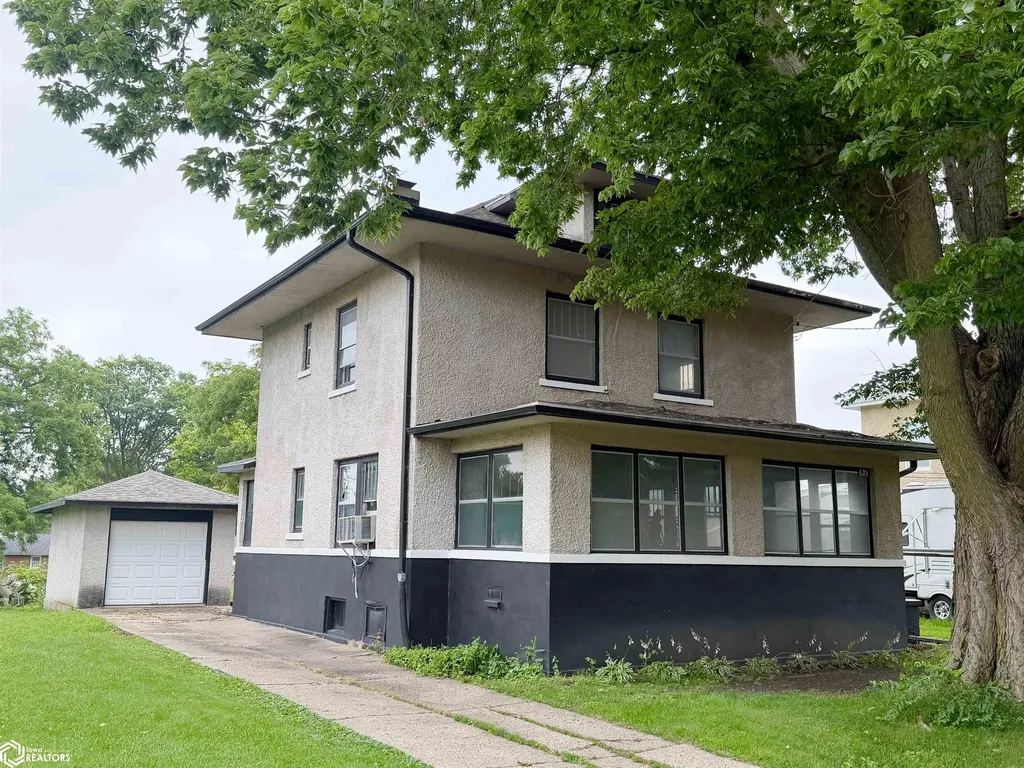 626 E 7th Street N Newton IA 50208