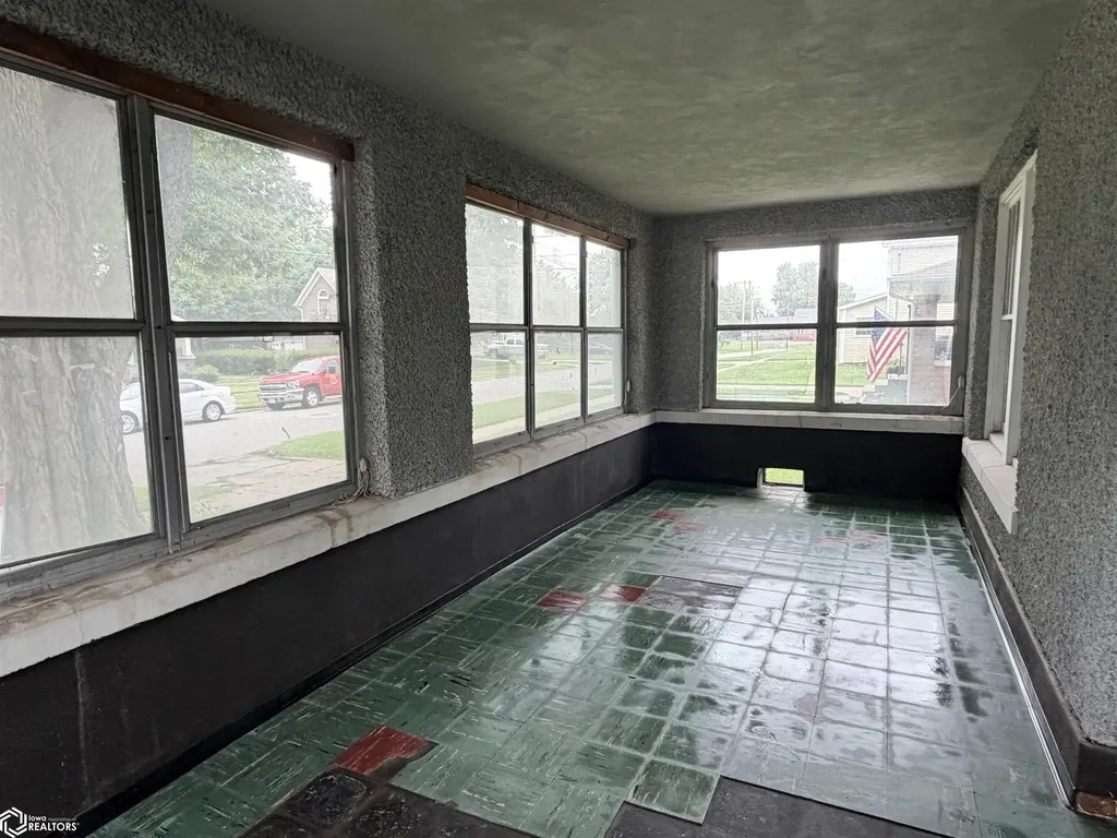 626 E 7th Street N Newton IA 50208