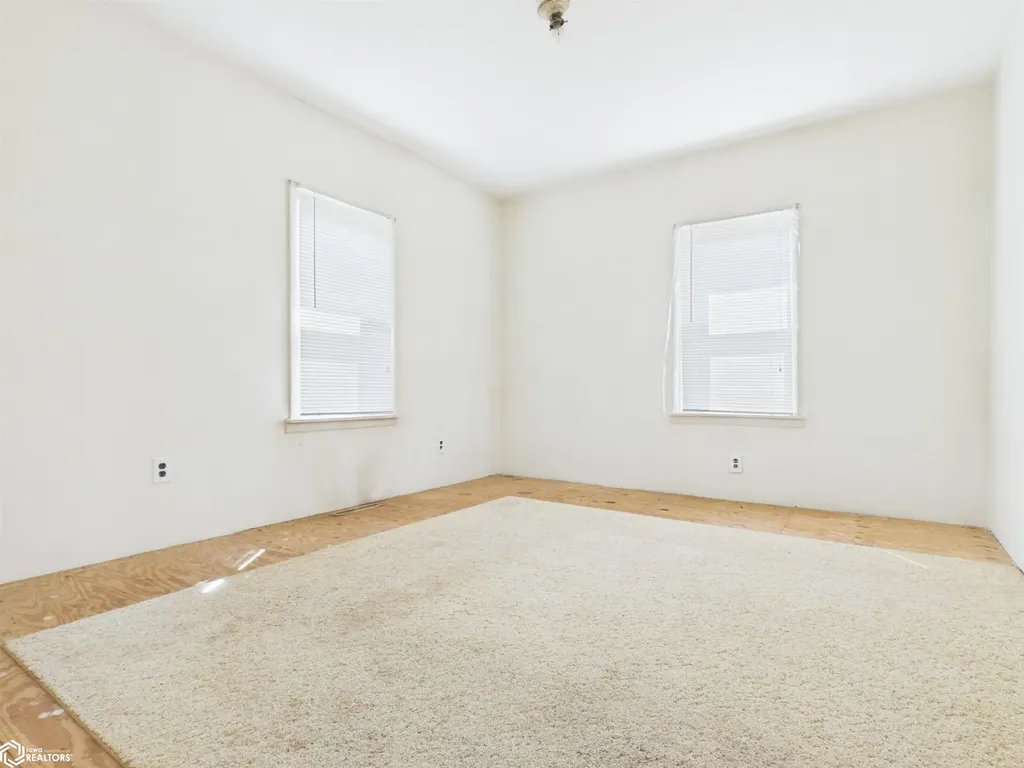 826 S 16th Street Keokuk IA 52632
