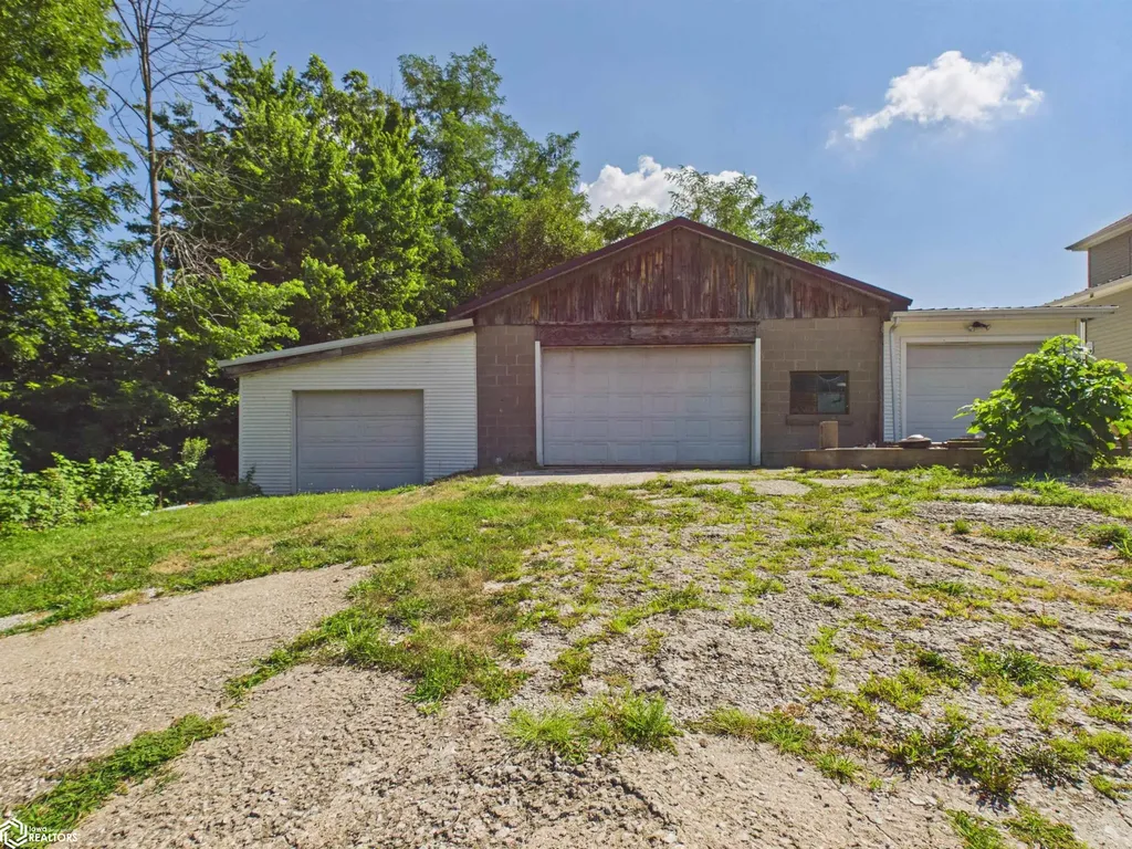 826 S 16th Street Keokuk IA 52632