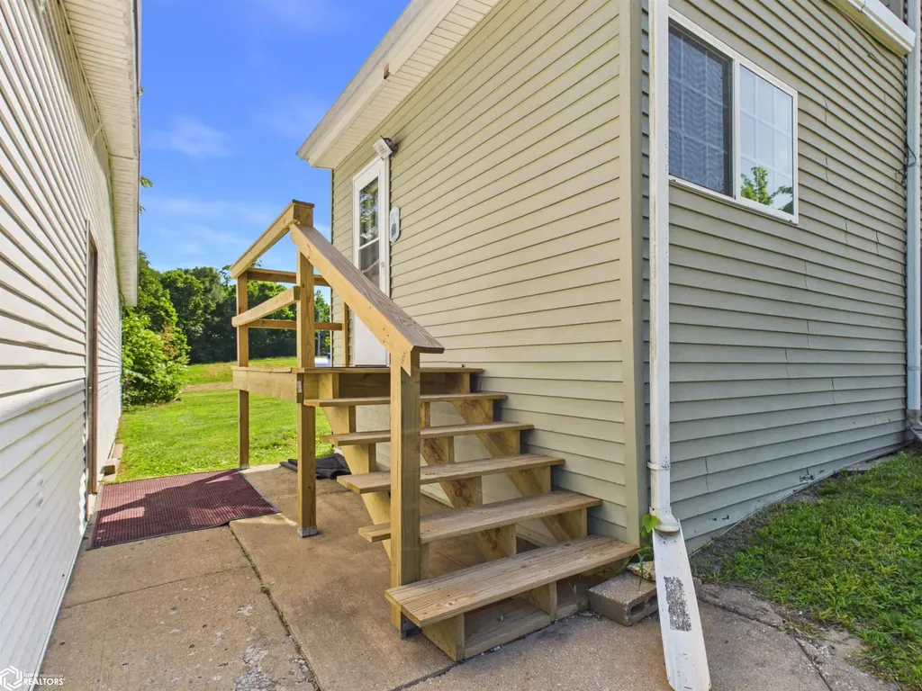 826 S 16th Street Keokuk IA 52632