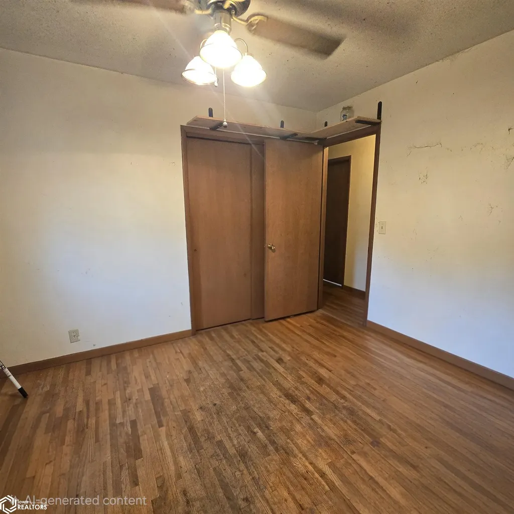 345 S Walnut Street Fremont IA 52561