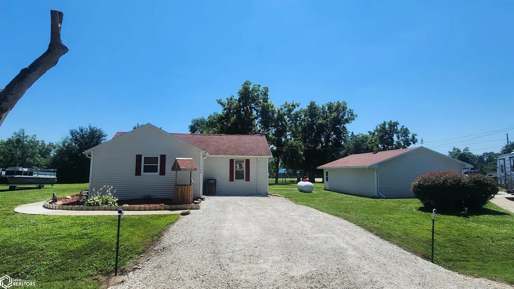 104 Granite Street Marshalltown IA 50158
