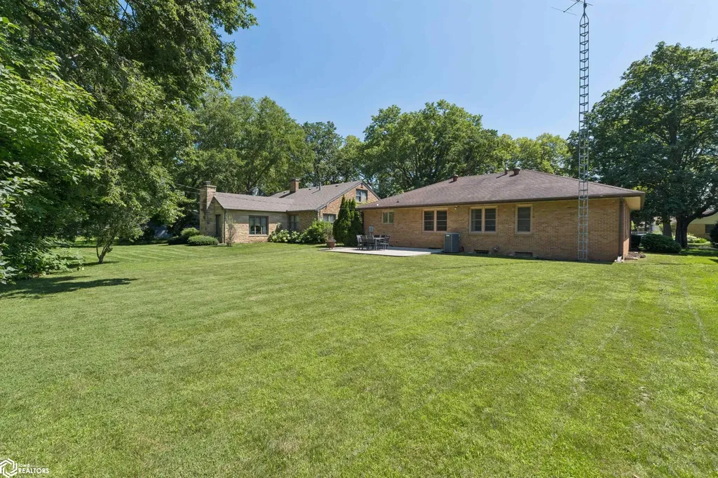 616 S Vermont Avenue Mason City IA 50401