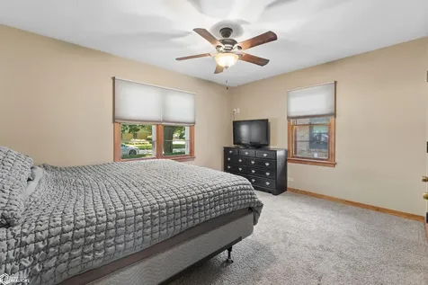 616 S Vermont Avenue Mason City IA 50401