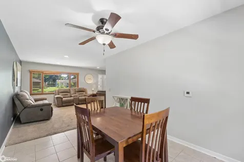 616 S Vermont Avenue Mason City IA 50401
