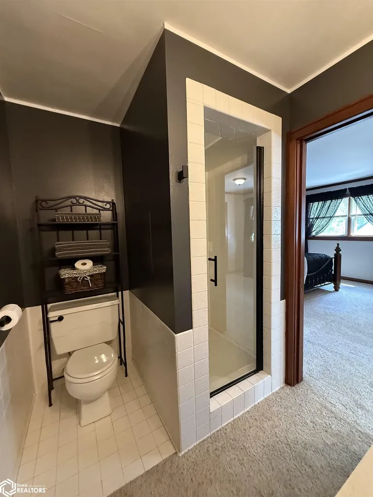 115 S Kentucky Avenue Mason City IA 50401