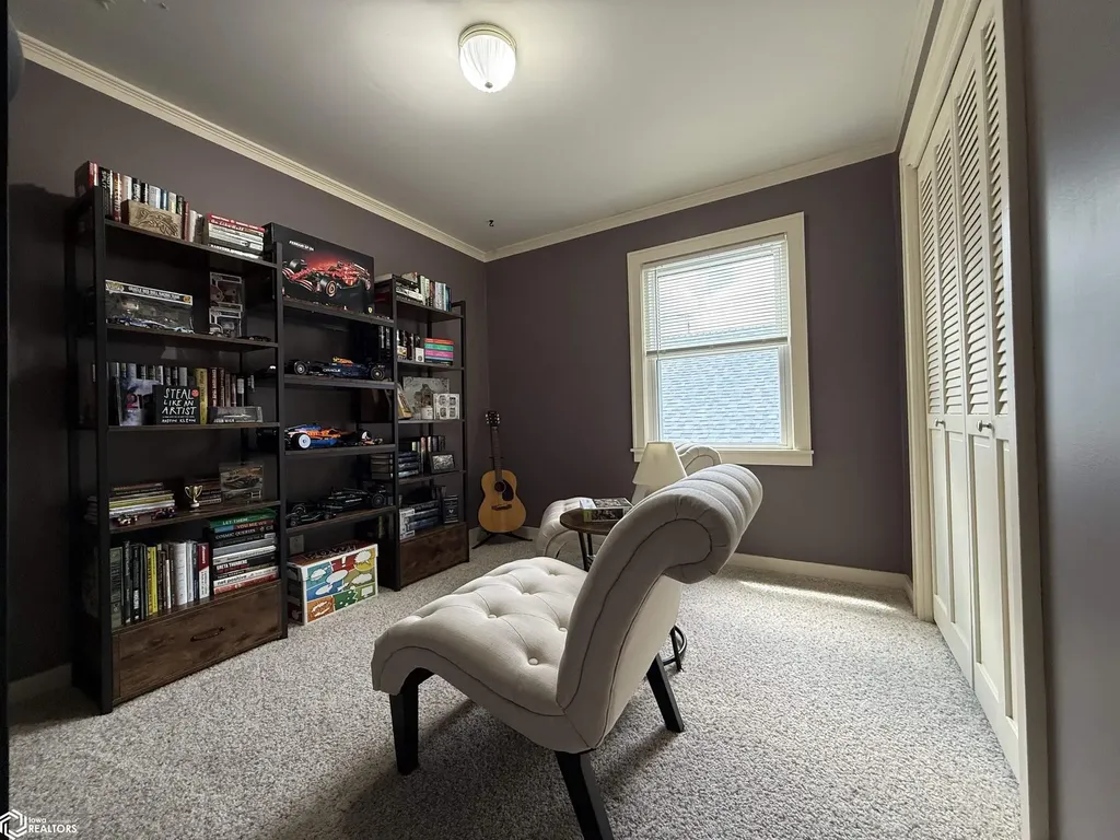 115 S Kentucky Avenue Mason City IA 50401