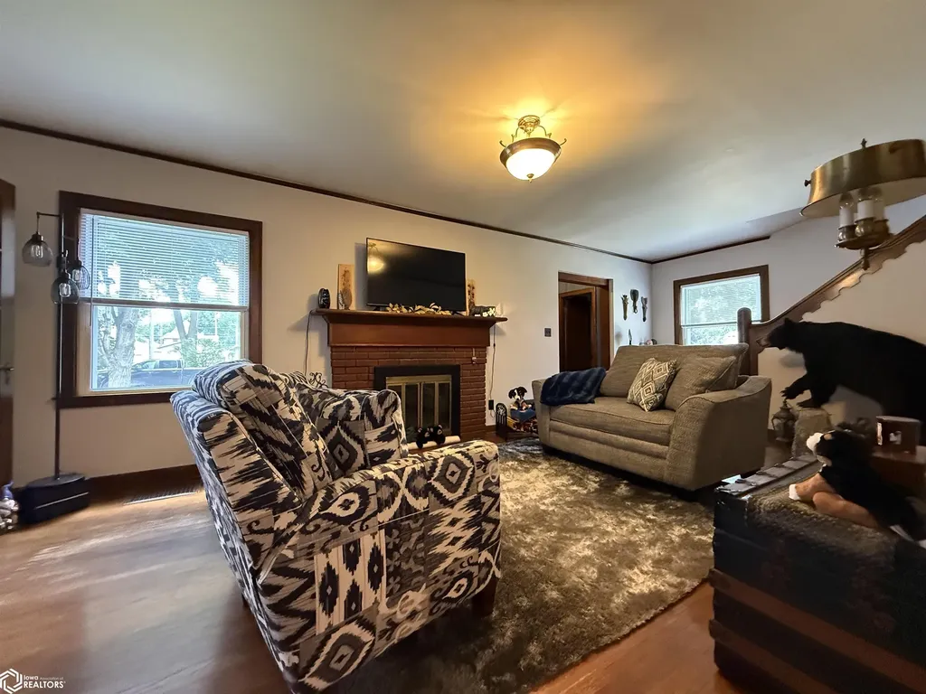 115 S Kentucky Avenue Mason City IA 50401