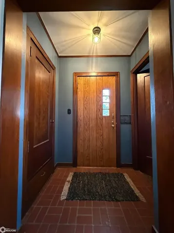 115 S Kentucky Avenue Mason City IA 50401