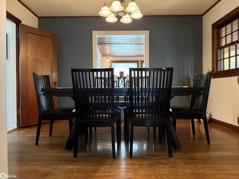115 S Kentucky Avenue Mason City IA 50401