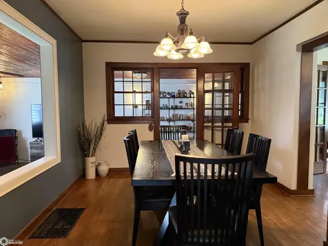 115 S Kentucky Avenue Mason City IA 50401