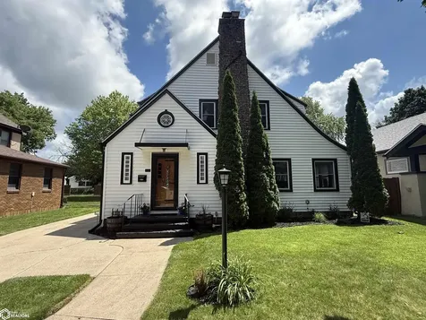 115 S Kentucky Avenue Mason City IA 50401