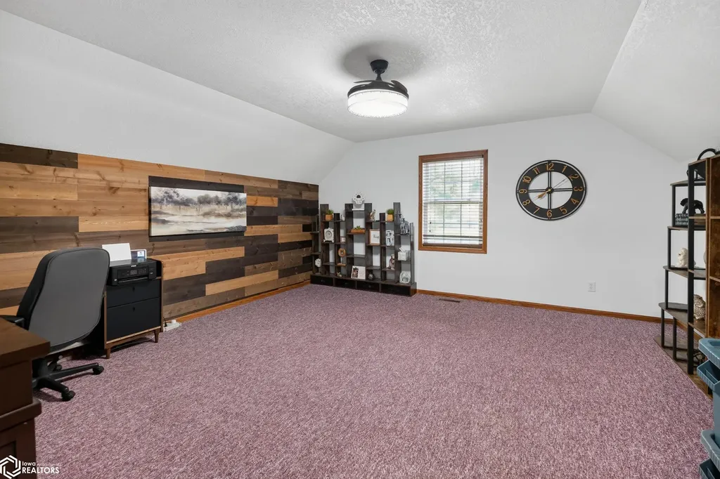 2178 C Avenue Garwin IA 50632