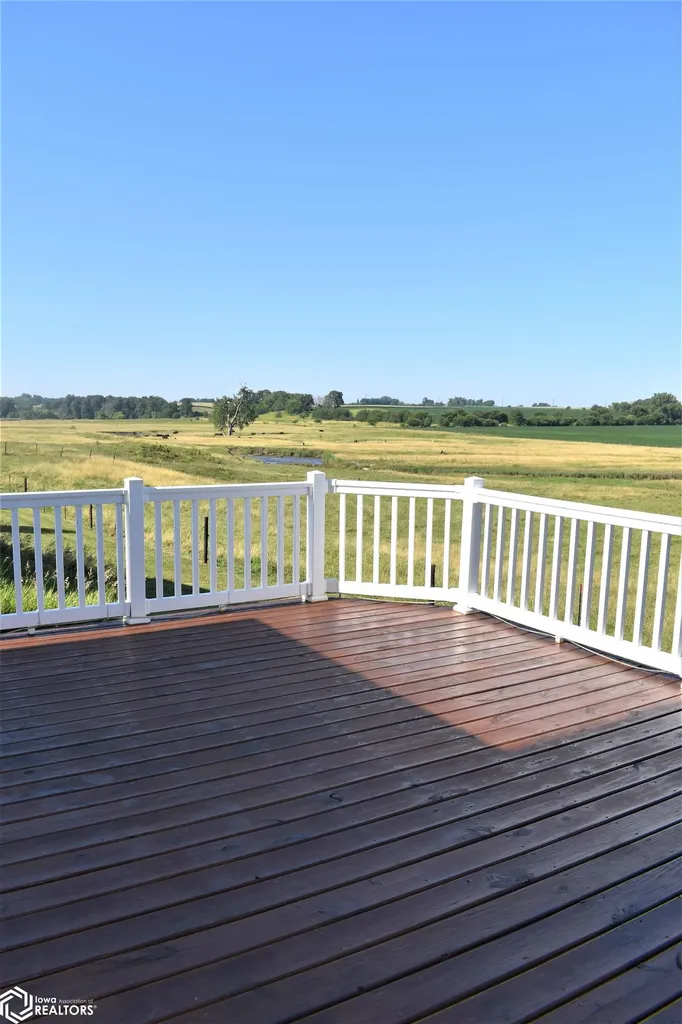 22174 Highway D41 Eldora IA 50627