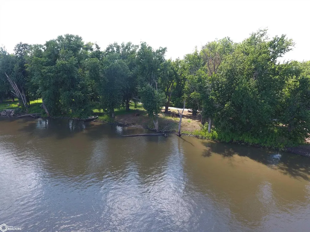 103 Oconnell Road Burlington IA 52601