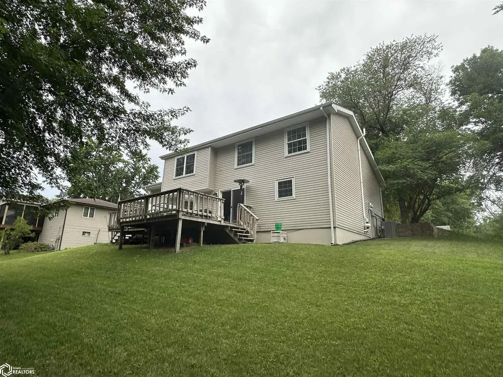 612 Winchester Drive Ottumwa IA 52501