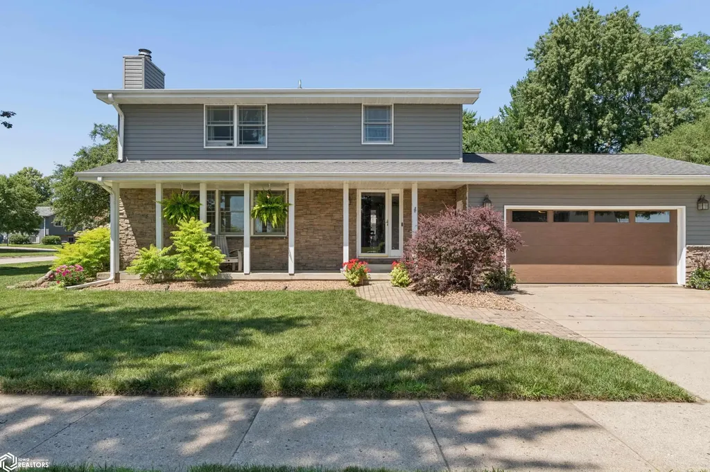 658 S Illinois Avenue Mason City IA 50401