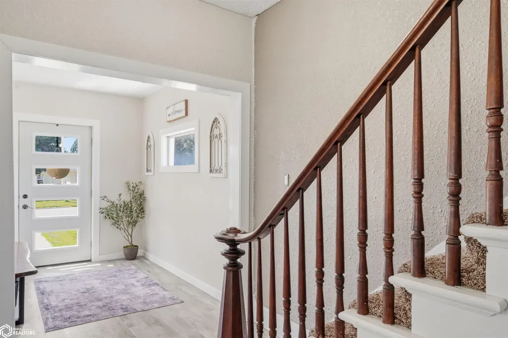 205 W Jefferson Street Montezuma IA 50171