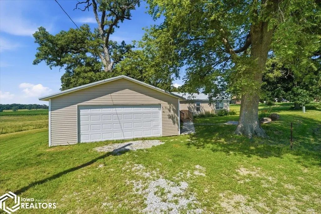 32031 Y Avenue Union IA 50258