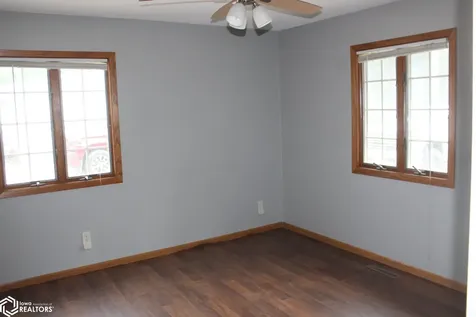 109 Oakridge Drive Forest City IA 50436