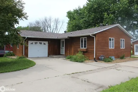 109 Oakridge Drive Forest City IA 50436