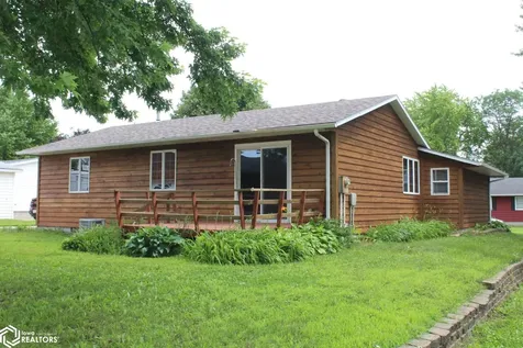109 Oakridge Drive Forest City IA 50436