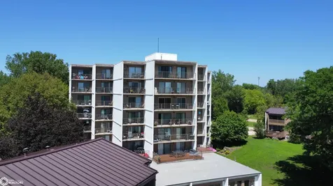 2700 N Shore Drive Clear Lake IA 50428