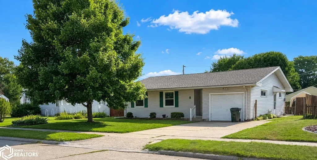 9 Sunset Lane Fort Madison IA 52627