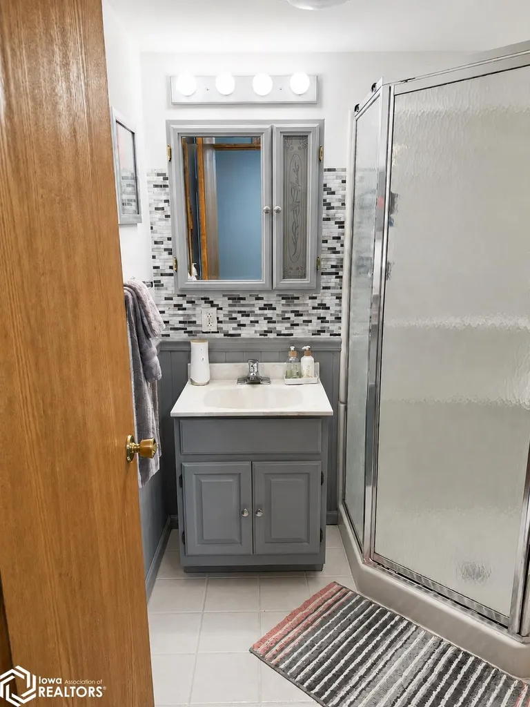 9 Sunset Lane Fort Madison IA 52627