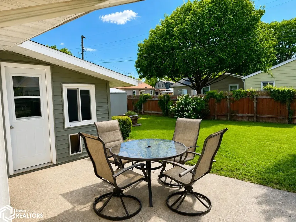 9 Sunset Lane Fort Madison IA 52627
