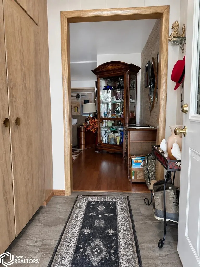 9 Sunset Lane Fort Madison IA 52627