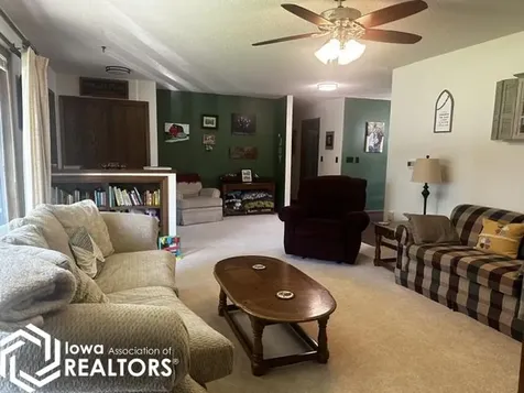 640 7th Street SW Britt IA 50423