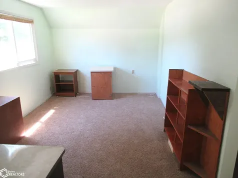 506 N 7th Forest City IA 50436