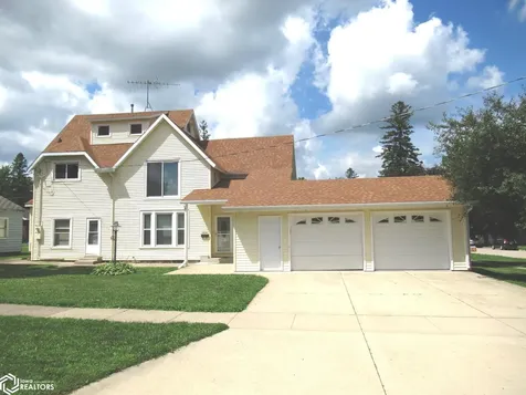 506 N 7th Forest City IA 50436