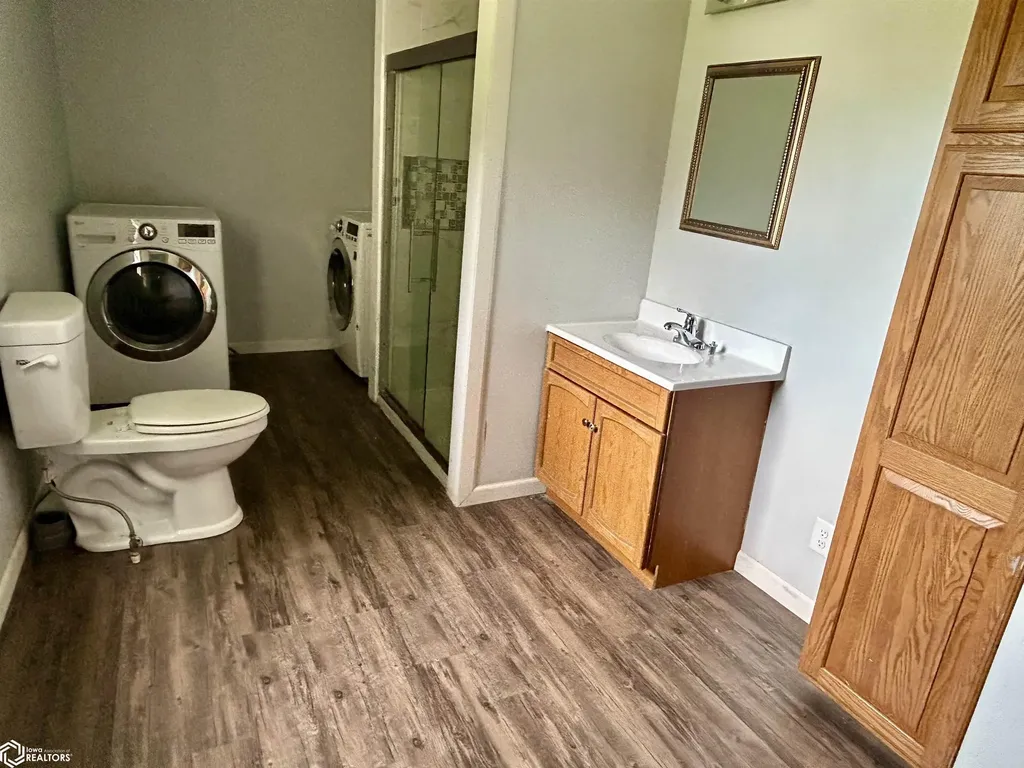 524 N 3rd Street Marshalltown IA 50158
