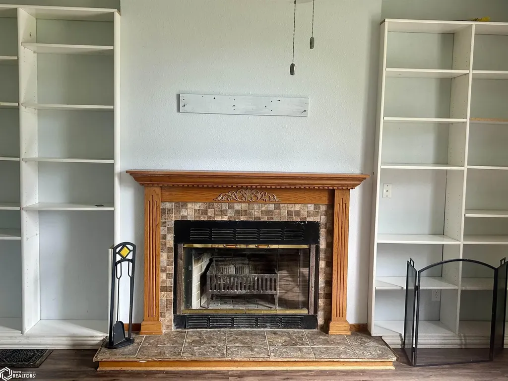 524 N 3rd Street Marshalltown IA 50158