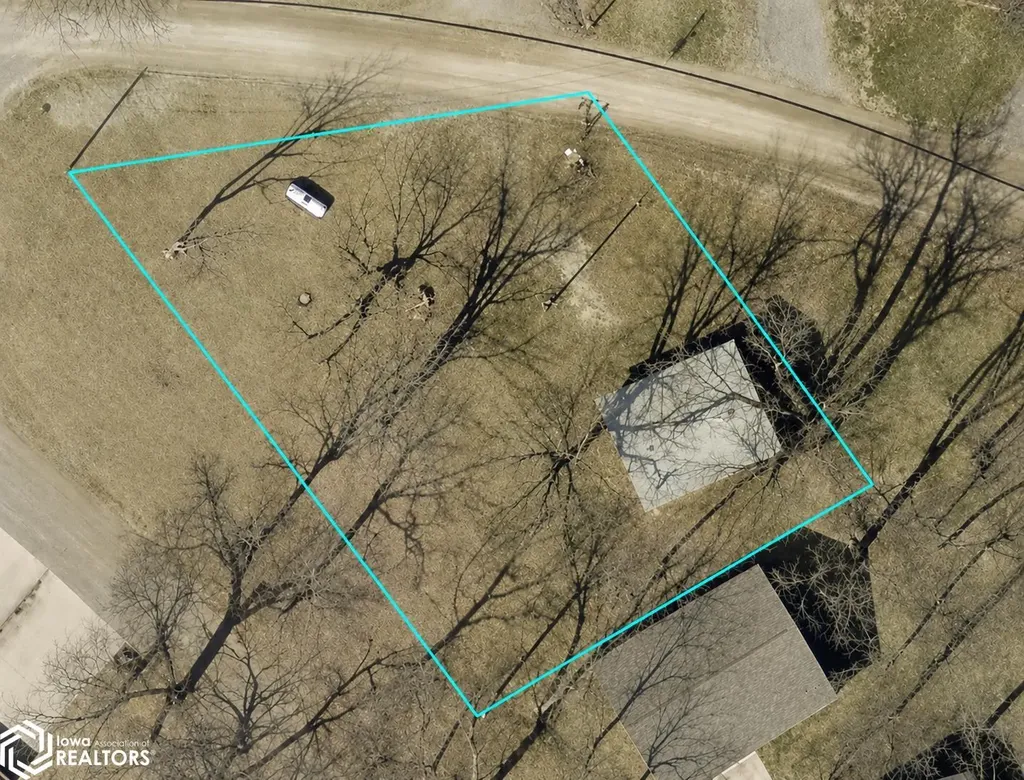 103 North Drive Montezuma IA 50171
