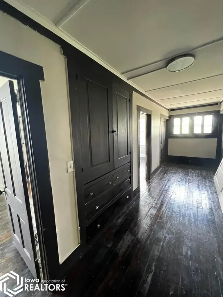 304 Maple Street Burlington IA 52601