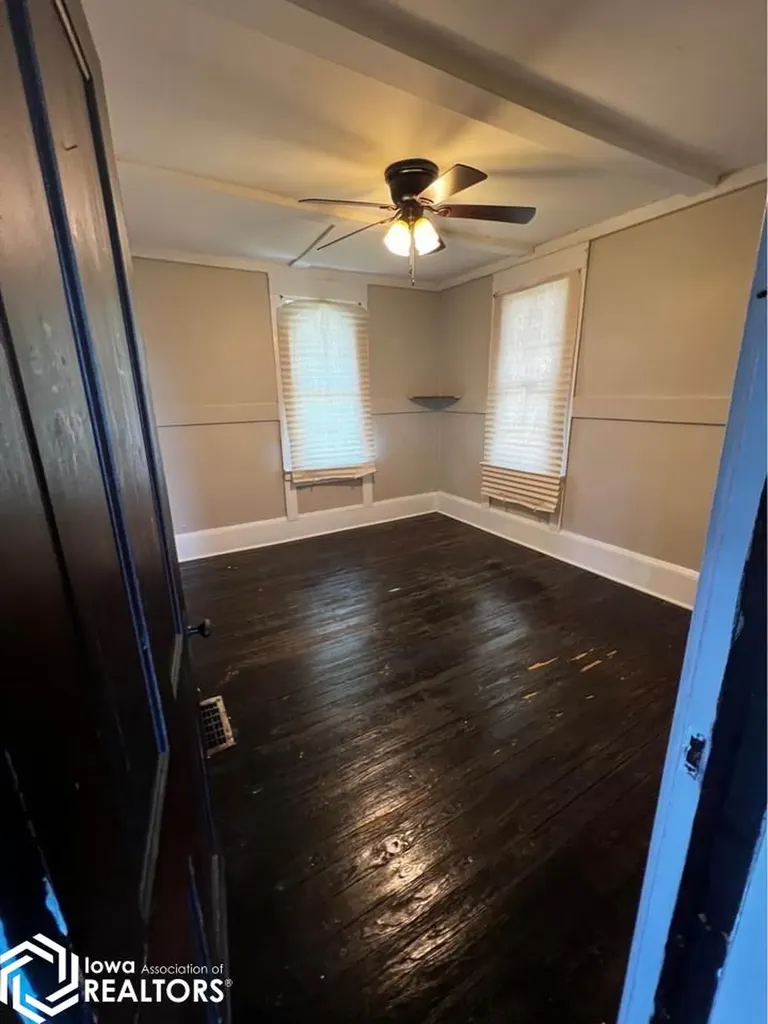 304 Maple Street Burlington IA 52601
