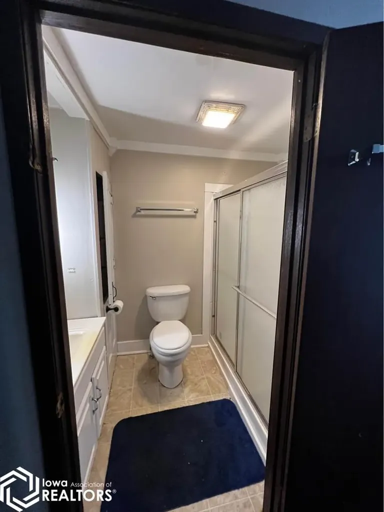 304 Maple Street Burlington IA 52601