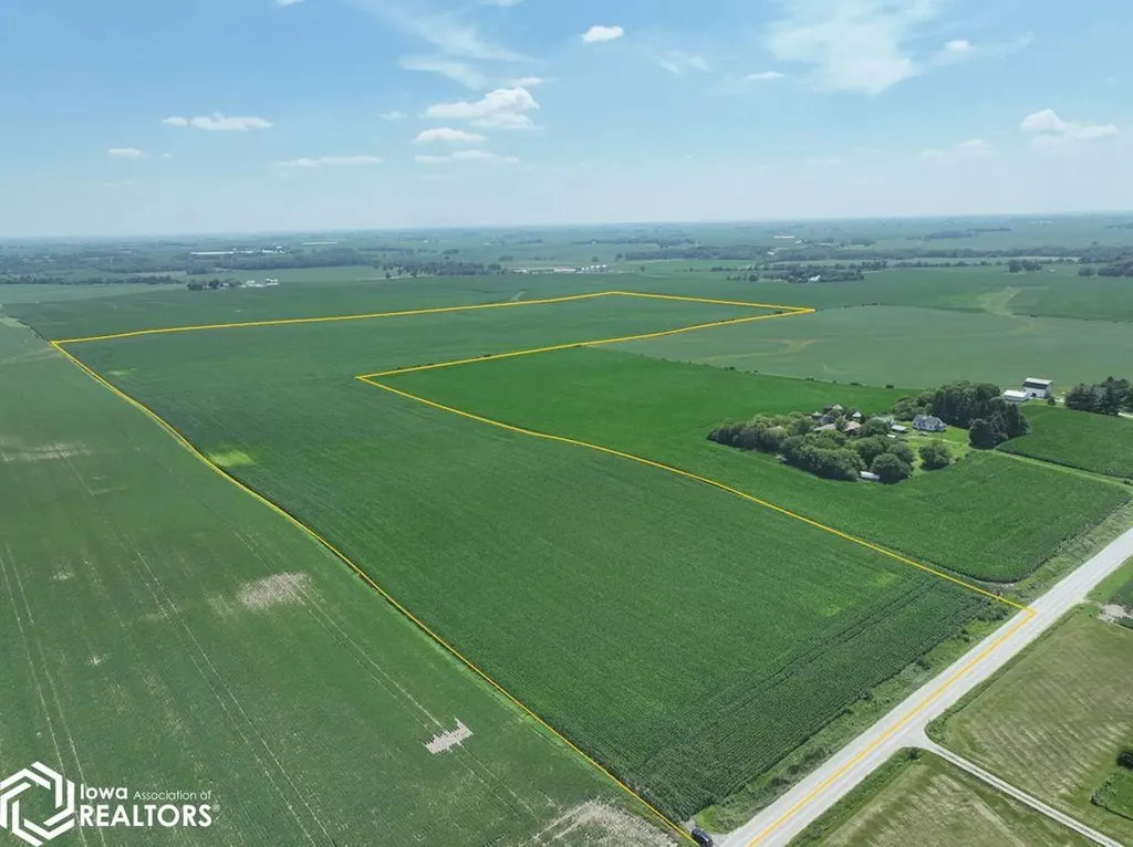 100TH Street West Liberty IA 52776
