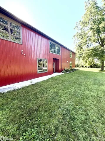3495 Thrush Avenue Plymouth IA 50464
